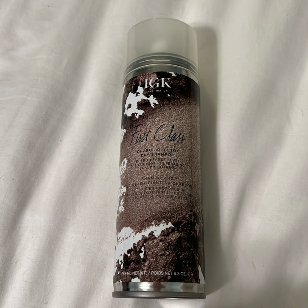 COPY - IGK First Class Charcoal Detox Dry Shampoo